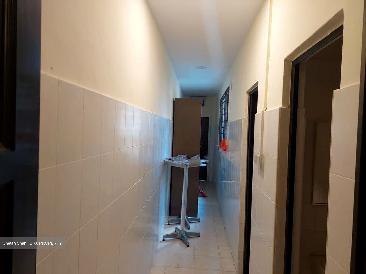 Jalan Besar (D8), Office #547230041